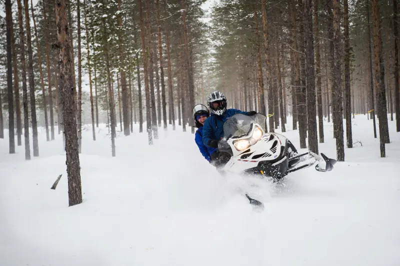 Snoskoter Skra